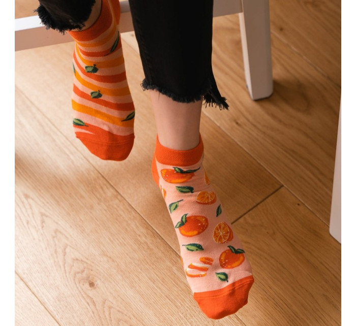Asymetrické dámské ponožky model 8700762 - More