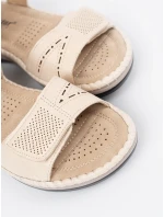 Klasické  sandály černé dámské na klínku