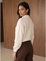 Sweter damski klasyczny z dekoltem  model 22394723 - FashionStreet