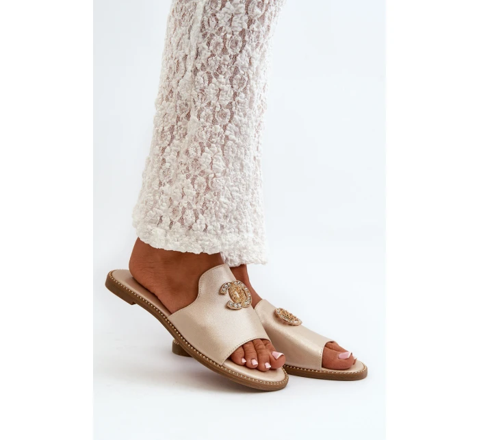 Elegantní Dámské Lesklé Sandály S Ozdobou S.Barski KV27-050 Zlaté