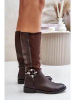 Zateplené Kozačky Na Plochém Podpatku S Přezkou Hnědé model 21881041 - Kesi