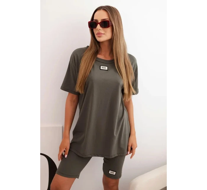 Dámský bavlněný komplet s krátkým rukávem a šortkami khaki Dámský bavlněný komplet s krátkým rukávem a šortkami khaki