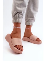 Dámské sandály na platformě a klínu růžové model 21666117 - Boto Dámské sandály na platformě a klínu růžové model 21666117 - Boto