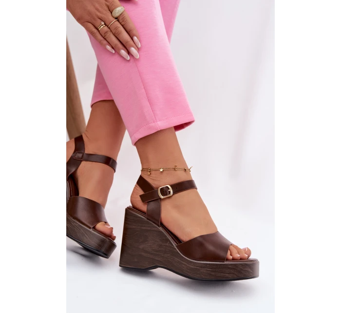 Dámské sandály na platformě Eko kůže Čokoládové model 21937495 - Boto