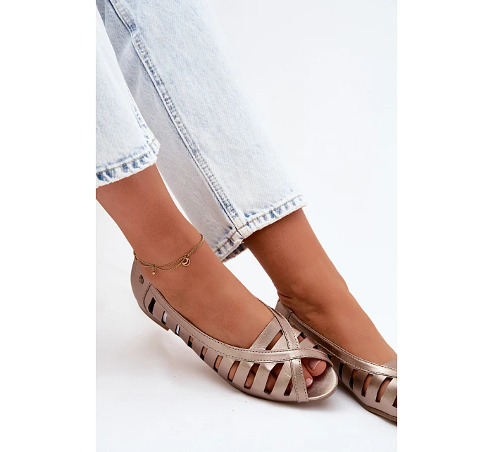 Kožené prolamované baleríny model 22123044 Zlaté - Maciejka