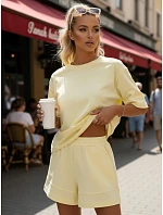 Bavlněný dámský komplet s kraťasy Polský výrobek žlutá FashionStreet AY1170 Bavlněný dámský komplet s kraťasy Polský výrobek žlutá FashionStreet AY1170