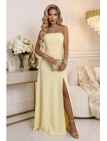 maxi šaty s rozparkem a zavazováním na zádech žluté model 22064816 - numoco maxi šaty s rozparkem a zavazováním na zádech žluté model 22064816 - numoco