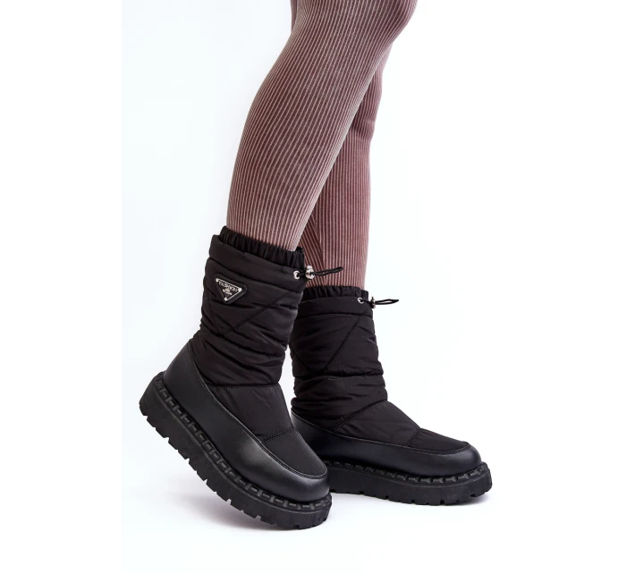 Dámské sněhule na tlusté podrážce černé Lureta Dámské sněhule na tlusté podrážce černé Lureta