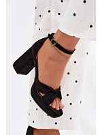 Dámské sandály na podpatku s semiše černé model 22107191 - Boto