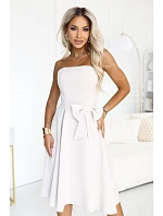 – elegantní midi šaty ve stylu bez ramínek s mašlí – světle béžové model 22393727 - numoco – elegantní midi šaty ve stylu bez ramínek s mašlí – světle béžové model 22393727 - numoco