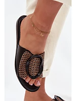 Dámské ploché pantofle s ozdobnou sponou Černé model 22039864 - Boto