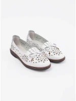 Jedinečné bílé  polobotky dámské bez podpatku