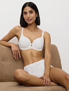 Triumph Wild Rose Sensation – formující podprsenka se Spacer Cup Triumph