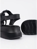 Výborné černé  sandály dámské platforma