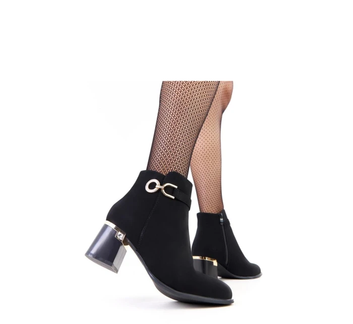 Boty na podpatku model 218813 Solea Boty na podpatku model 218813 Solea