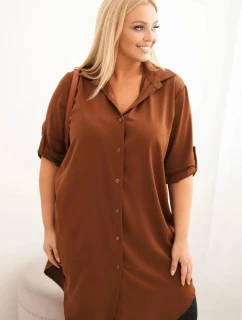 Dámská košilová šaty Plus Size s delším zadním dílem a ohrnutým rukávem tmavě camelová