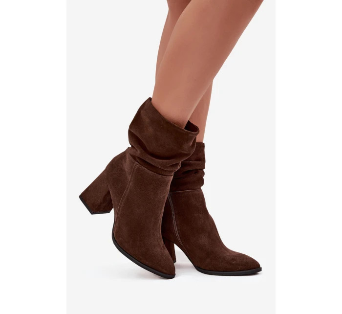 Kozačky z přírodního semiše zateplené na podpatku s Čokoládové model 21718480 - Zazoo Kozačky z přírodního semiše zateplené na podpatku s Čokoládové model 21718480 - Zazoo