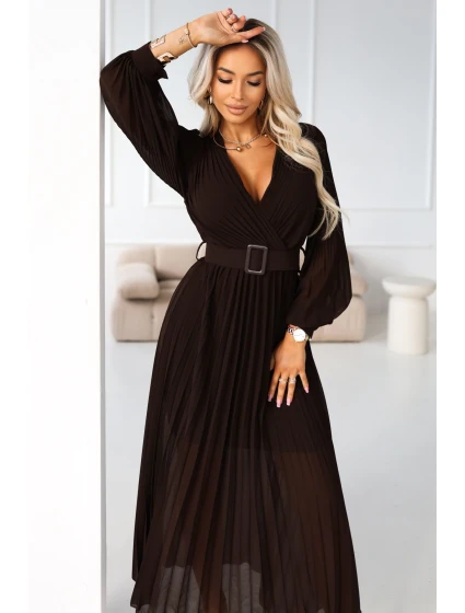 414-11 KLARA plisované elegantní midi šaty s páskem a výstřihem - čokoládové