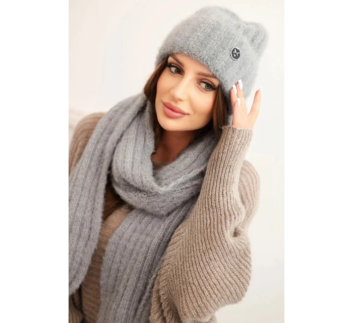 Dámský komplet čepice a model 21461072 šály z měkké příze šedý - K-Fashion