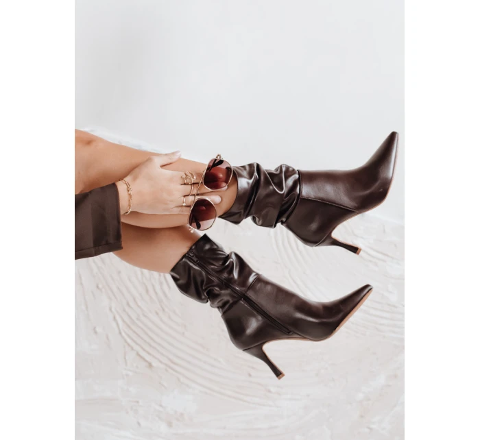 Boty na podpatku s svrškem hnědé model 21993066 - Dstreet