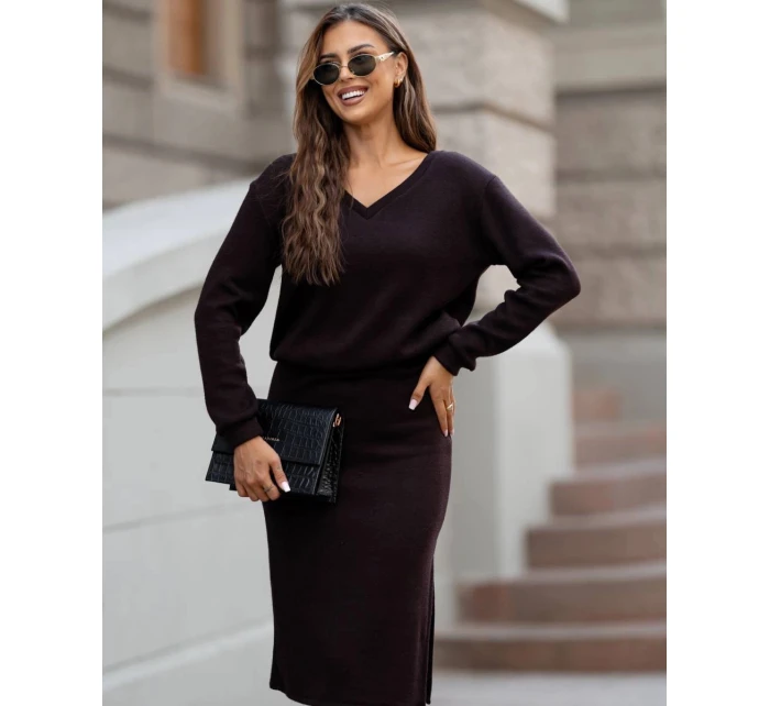 Dámský úpletový komplet v čokoládové barvě se sukní (82103)