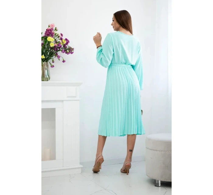 Šaty se lemem světle mátová model 20892529 - K-Fashion Šaty se lemem světle mátová model 20892529 - K-Fashion