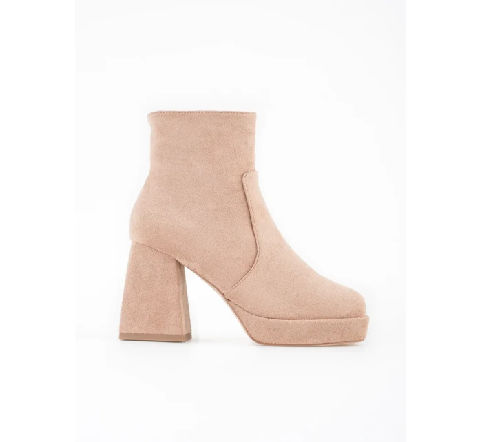 Klasické kotníčkové boty dámské hnědé na širokém podpatku Klasické kotníčkové boty dámské hnědé na širokém podpatku