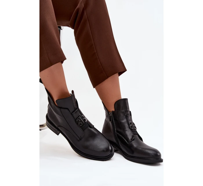 Dámské kotníkové boty zateplené s ozdobným detailem Briselda – černé Dámské kotníkové boty zateplené s ozdobným detailem Briselda – černé