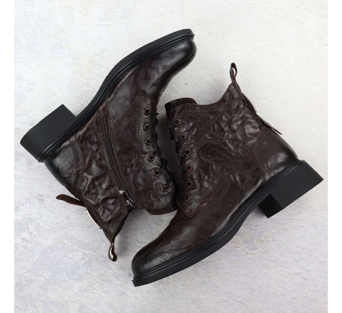 Dámské zateplené kožené boty brown dámské model 21905169 - VINCEZA Dámské zateplené kožené boty brown dámské model 21905169 - VINCEZA