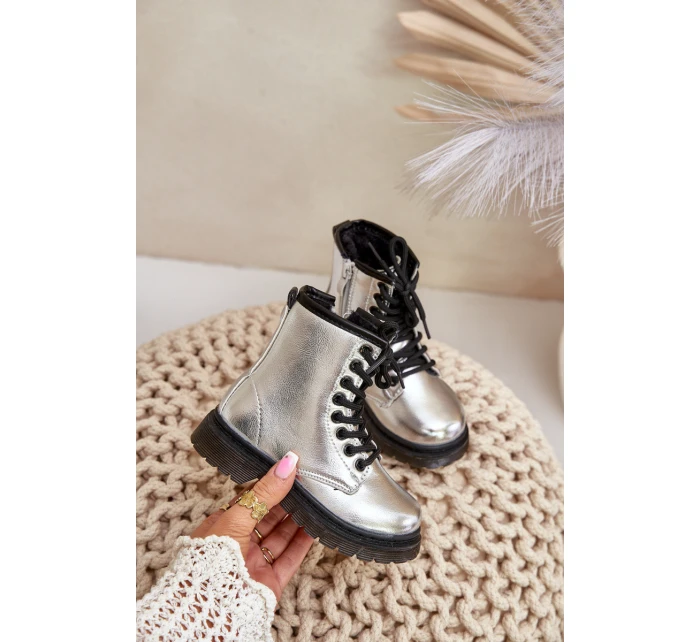 Zateplené dívčí lakované boty na zip stříbrné Novita Zateplené dívčí lakované boty na zip stříbrné Novita