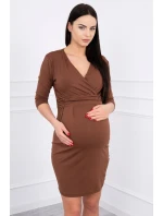 Přiléhavé šaty s výřezem pod prsy hnědé barvy