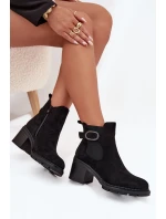 Zateplené dámské boty na podpatku s ozdobnou sponou černé model 21706995 - Boto Zateplené dámské boty na podpatku s ozdobnou sponou černé model 21706995 - Boto