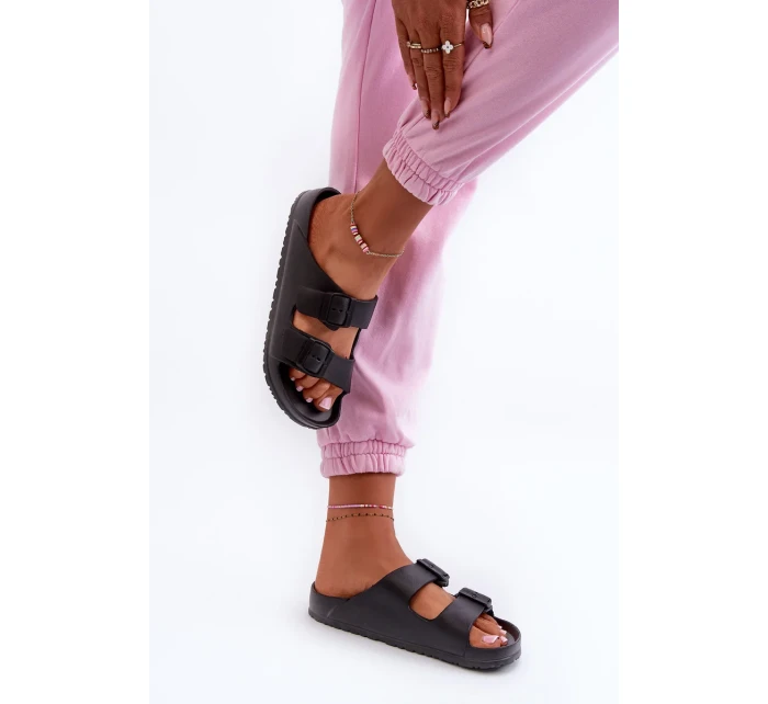 Dámské pěnové pantofle s přezkami Černá Luciene Dámské pěnové pantofle s přezkami Černá Luciene