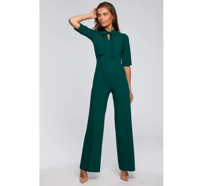 S243 Elegantní overal se zavazováním za krkem - zelený S243 Elegantní overal se zavazováním za krkem - zelený