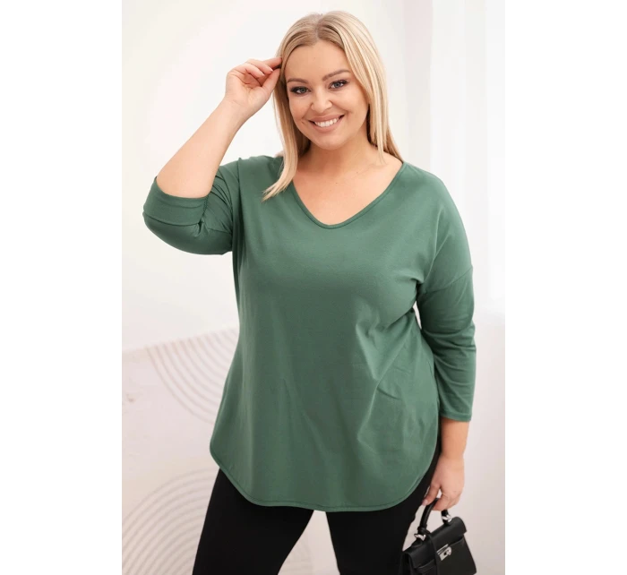 Dámská bavlněná blůza Plus Size s výstřihem do V a ohrnovacími rukávy tmavě khaki Dámská bavlněná blůza Plus Size s výstřihem do V a ohrnovacími rukávy tmavě khaki