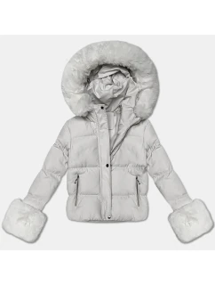 Bílá prošívaná dámská zimní bunda s kožešinou model 21463554 - J.STYLE