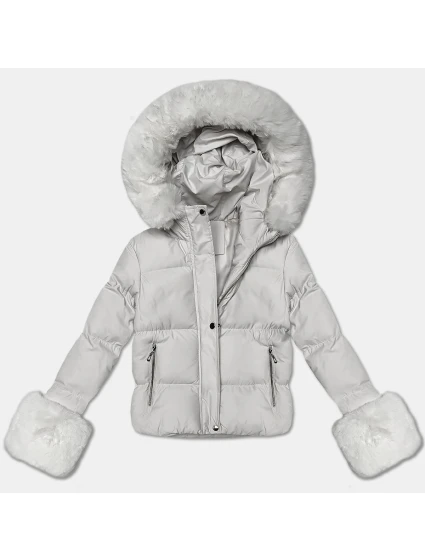 Bílá prošívaná dámská zimní bunda s kožešinou model 21463554 - J.STYLE