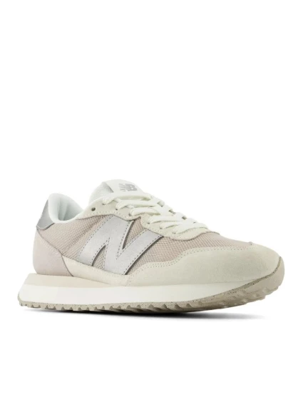 Boty W model 21167339 - New Balance