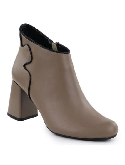 Elegantní kožené boty na jehlovém podpatku béžové model 21905510 - JEZZI Elegantní kožené boty na jehlovém podpatku béžové model 21905510 - JEZZI