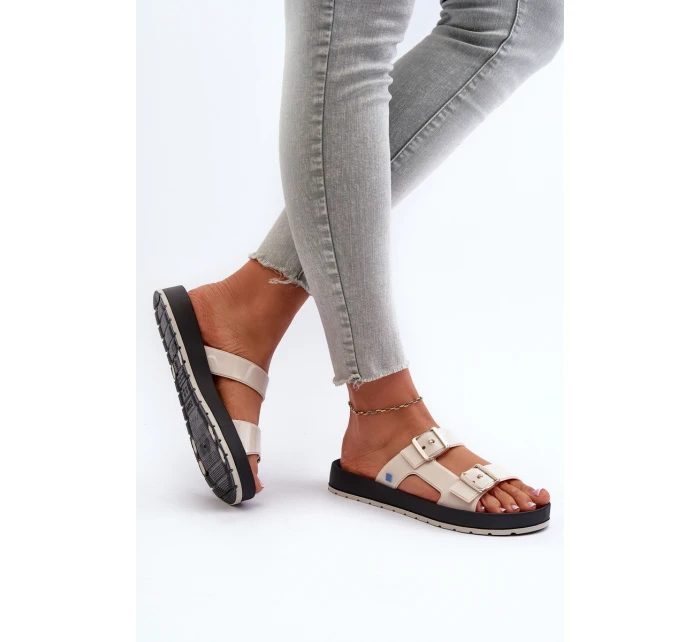 Dámské žabky na ploché podrážce model 21661882 Bežové - Zaxy