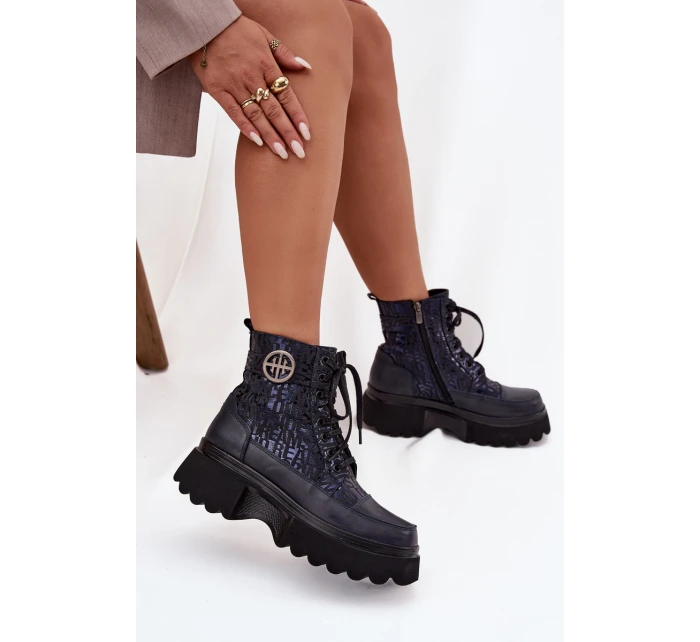 Kožené dámské boty na platformě s nápisy a ozdobným detailem Artiker 57C2271 tmavě modré