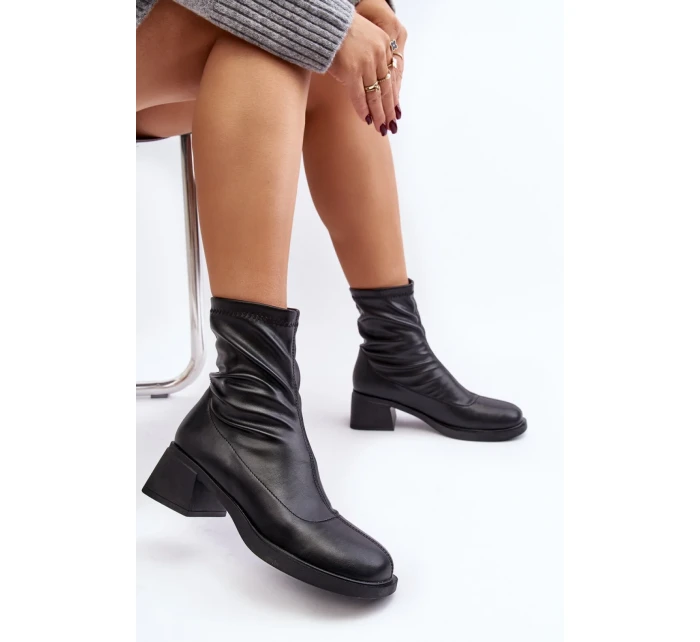 Boty na podpatku  model 189842 Step in style