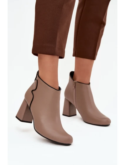 Boty na podpatku  model 222520 Step in style