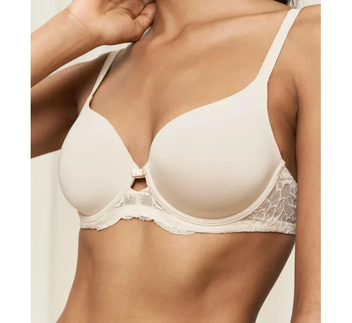Dámská vyztužená podprsenka Amourette Charm  DREAM krémová  model 18290472 - Triumph
