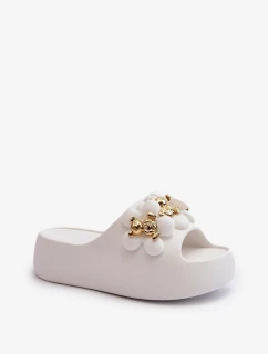 Dámské pěnové pantofle s ozdobami na silné podrážce, bílá Bremavia