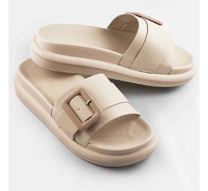 Béžové dámské pantofle s přezkou (XA136) Béžové dámské pantofle s přezkou (XA136)