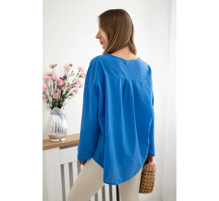 Košilová halenka IT-67 s vyšívaným vzorem - chrpově modrá