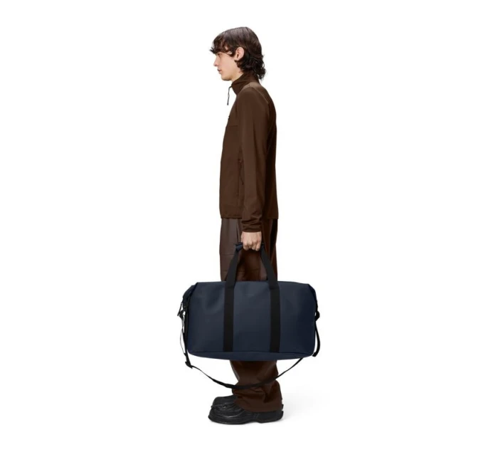 Cestovní taška Rains 27x52x26 cm 37 L RAINS HILO WEEKEND BAG W3 14200 47 NAVY Cestovní taška Rains 27x52x26 cm 37 L RAINS HILO WEEKEND BAG W3 14200 47 NAVY