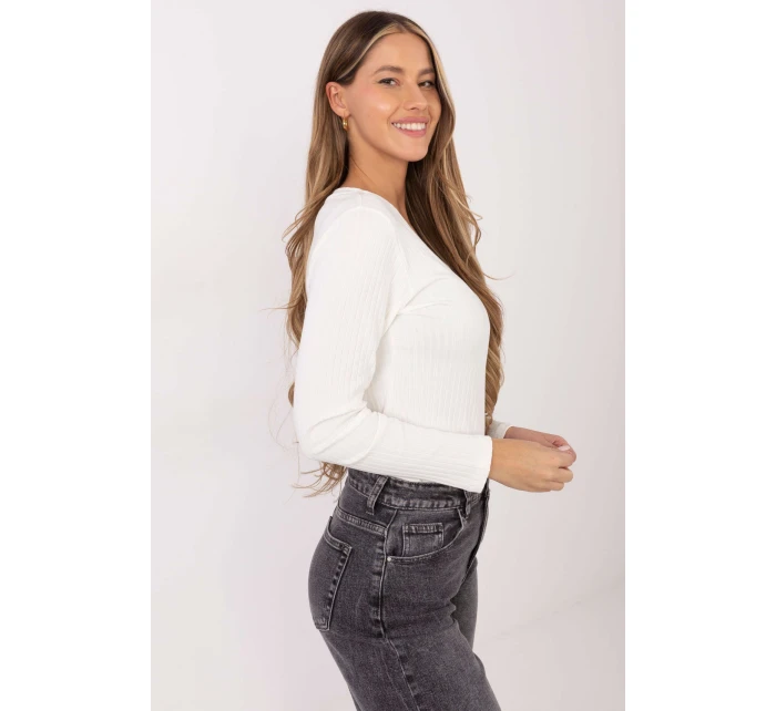 Halenka  model 221814 Rue Paris