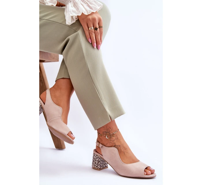 Dámské semišové sandály na podpatku model 21619303 Béžová - Maciejka